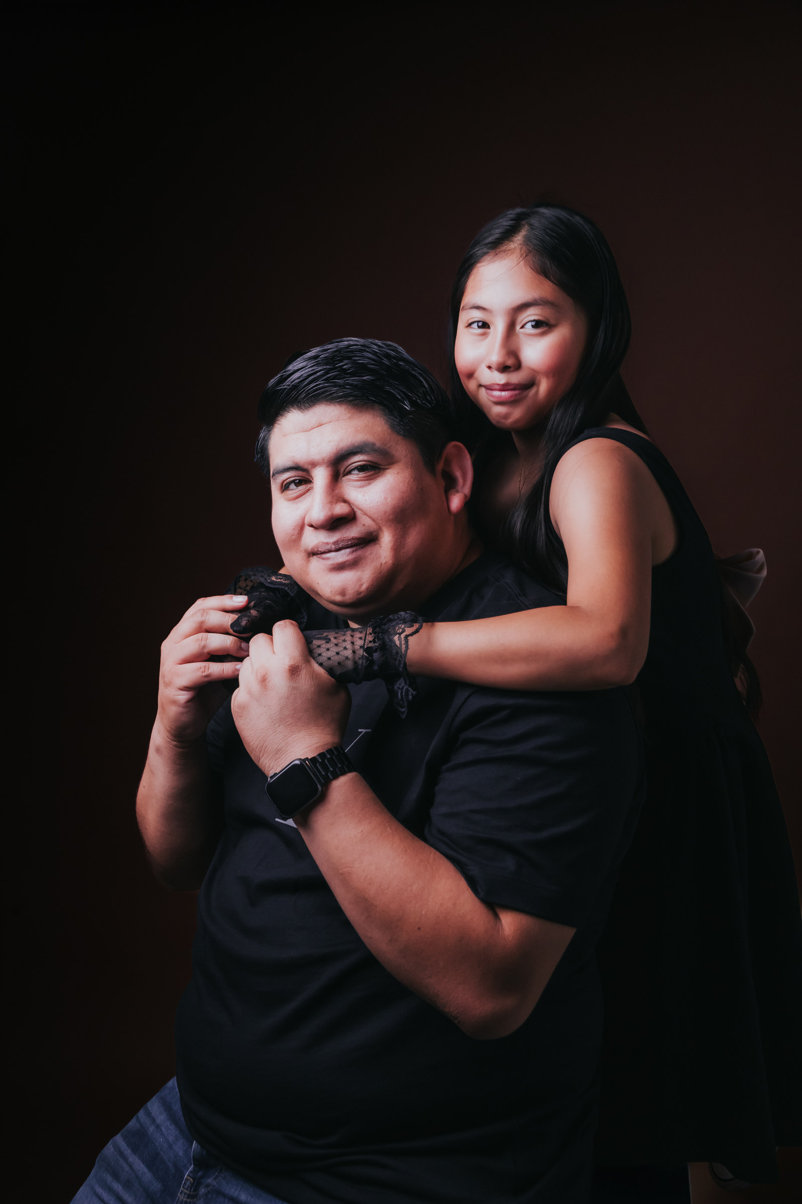 Retrato de pareja en una sesión de embarazo